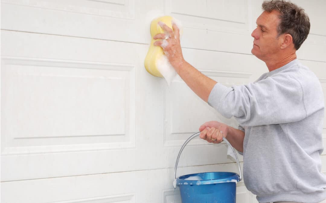 4 Uncommon Tips for Removing Garage Door Rust